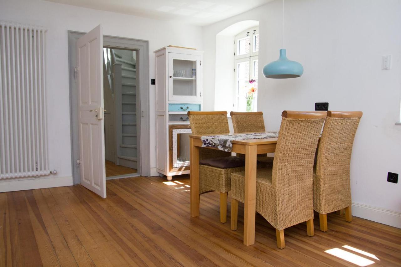 Gaestezimmer Mittelgasse Florsheim-Dalsheim Bagian luar foto