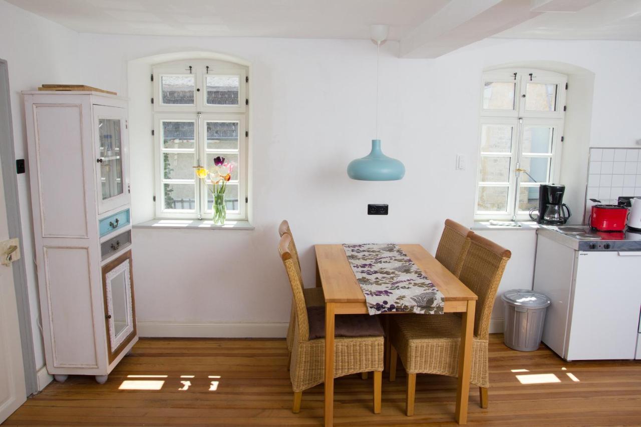 Gaestezimmer Mittelgasse Florsheim-Dalsheim Bagian luar foto